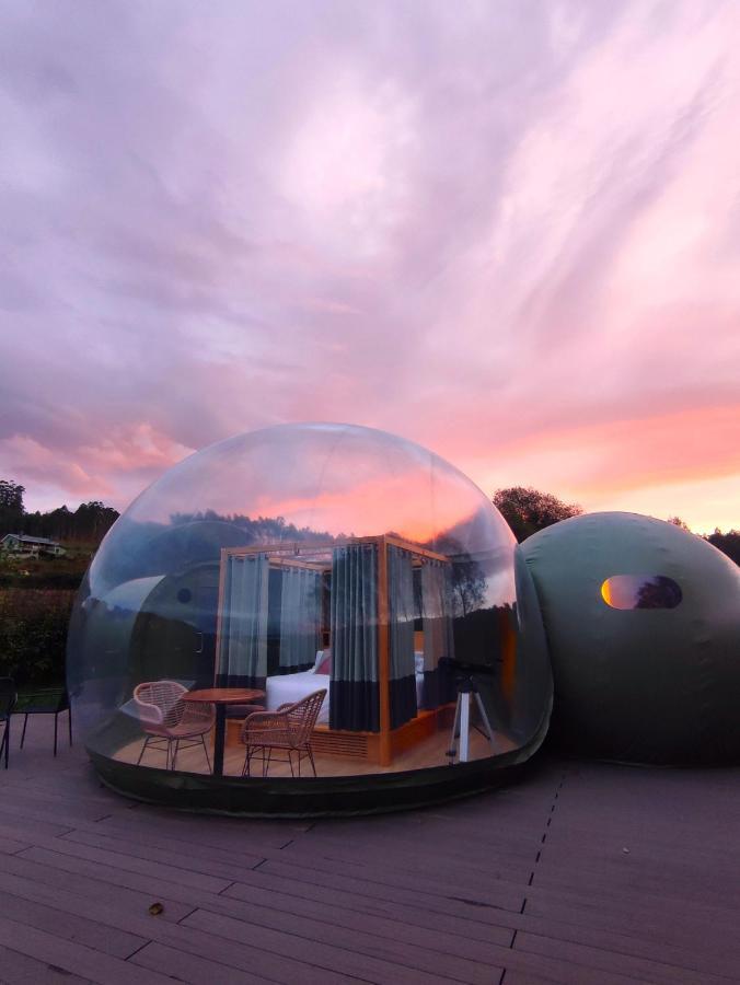 Готель Luzada Glamping Burbujas - Designed For Adults Juances Екстер'єр фото